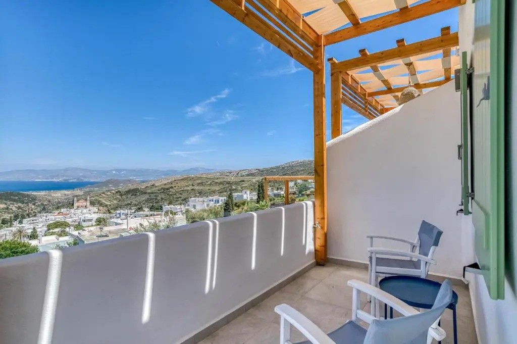 Magic 5 bdrm Villa With Swimming pool in Paros