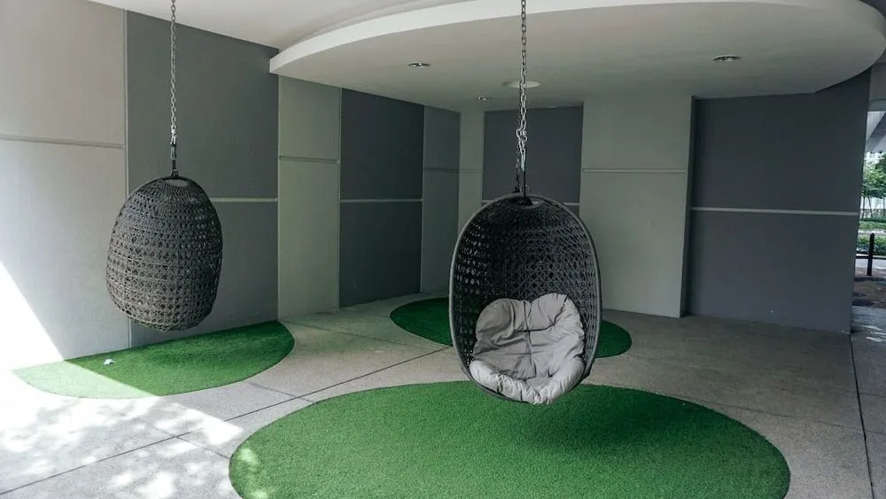 The Robertson Suite