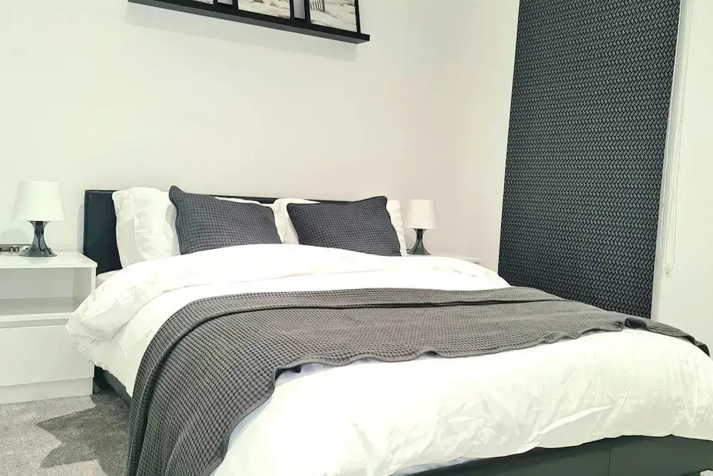 1-bedroom Aprt in Salford- Freeparking- Sleeps3
