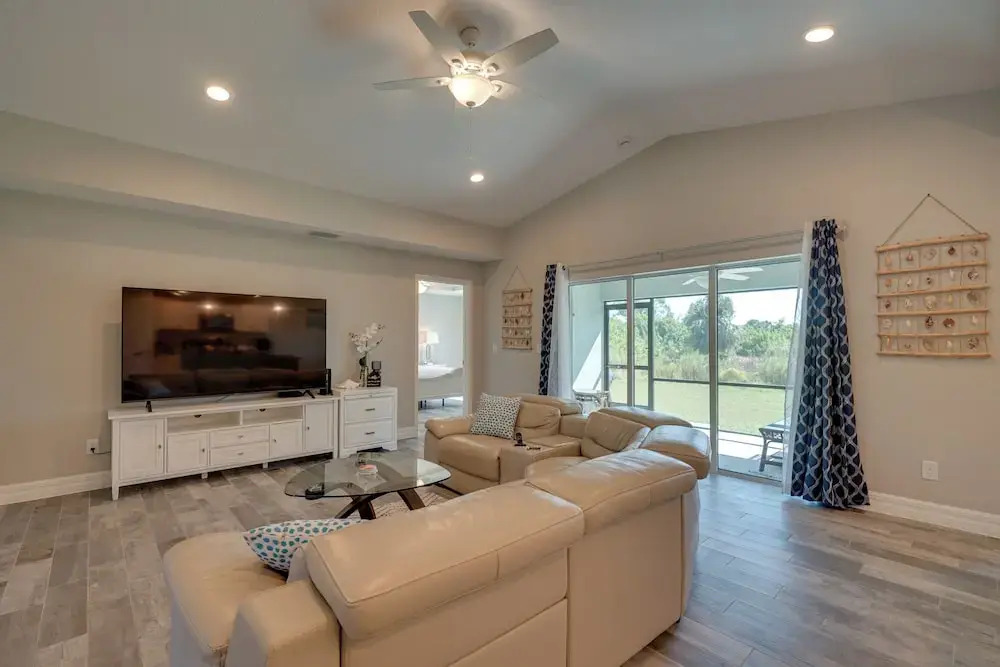 South Gulf Cove Port Charlotte Retreat: Gas Grill