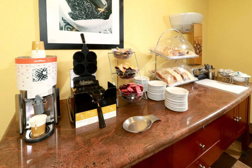 Hampton Inn by Hilton Guadalajara-Aeropuerto