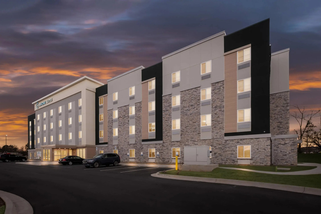 Everhome Suites Huntsville - Research Park