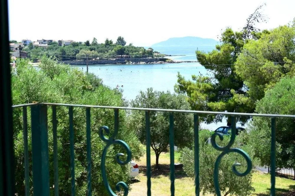 Frontbeach Maisonette