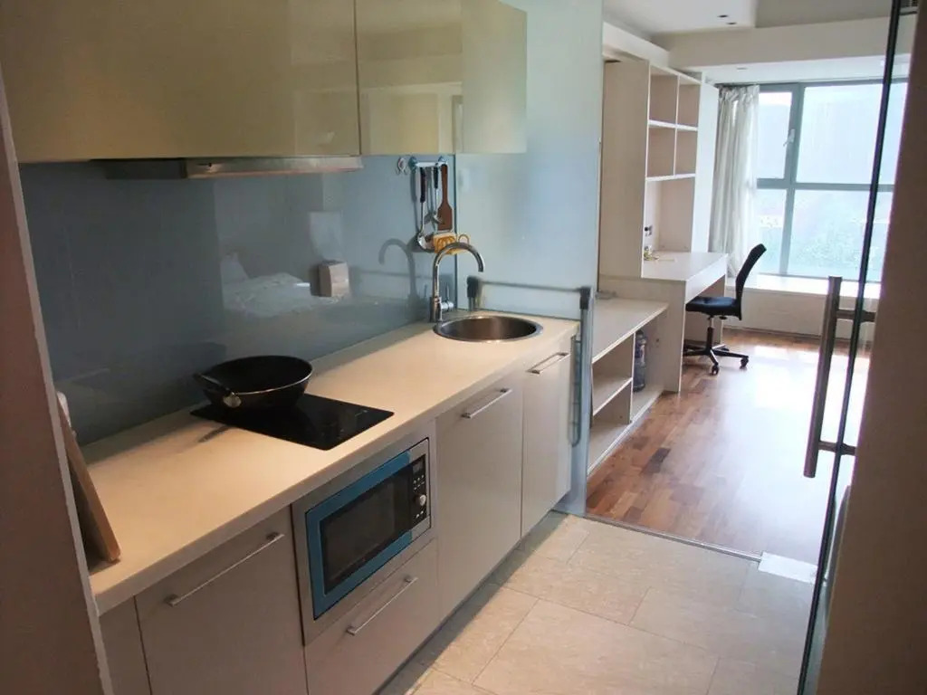 Fosen Suites At Seasons Park