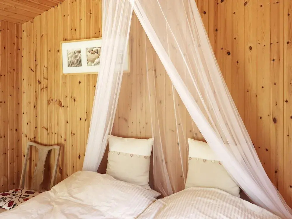 4 person holiday home in Åsljunga