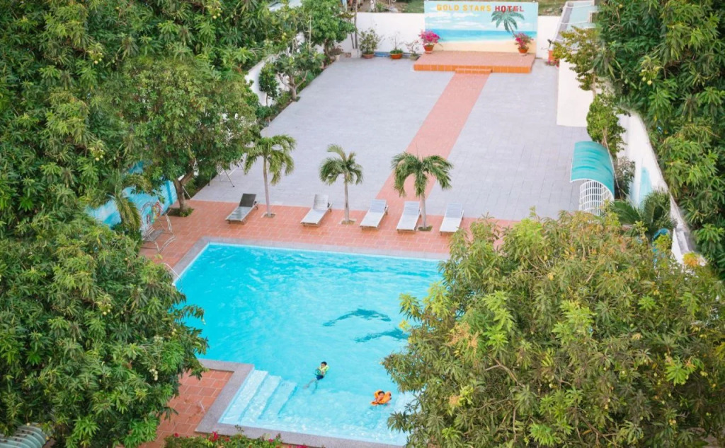 Gold Stars Hotel