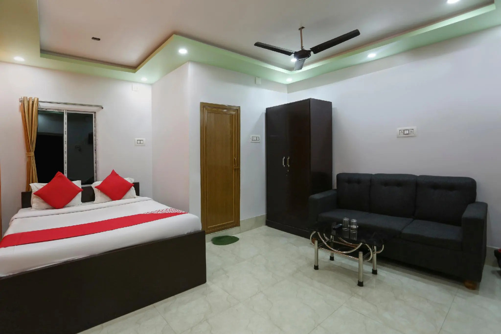 OYO 67063 Roy Villa Resort