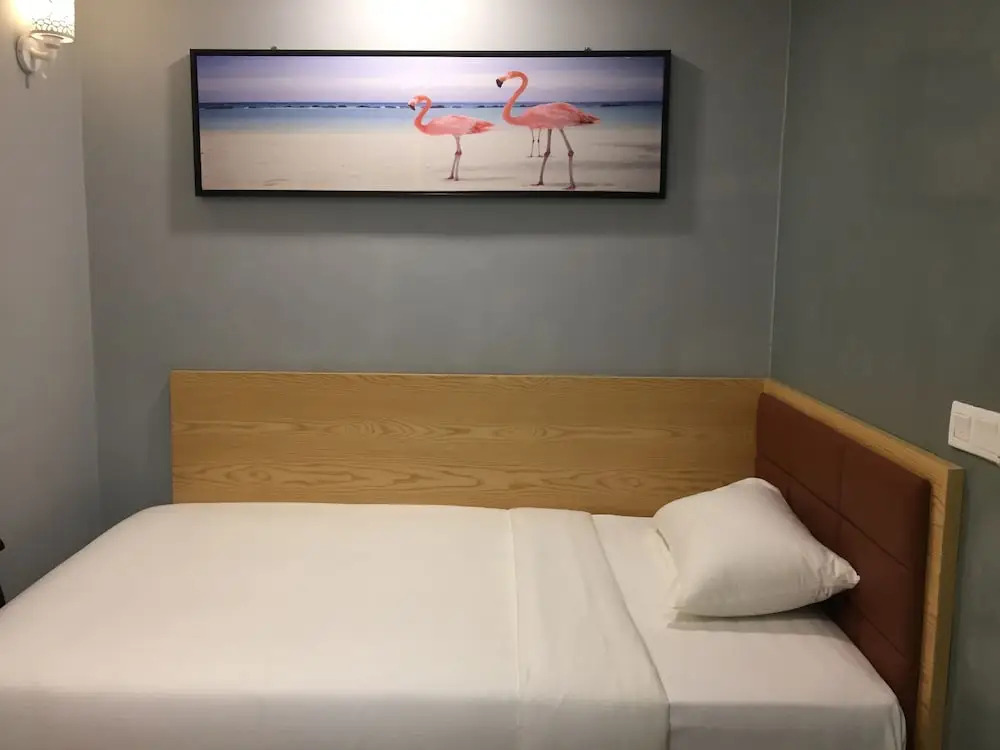 OYO 89979 Diamond Hotel