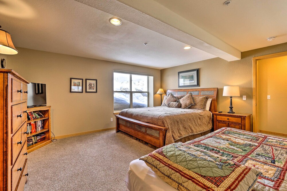 11 Mi to Keystone: Silverthorne Condo w/ Deck