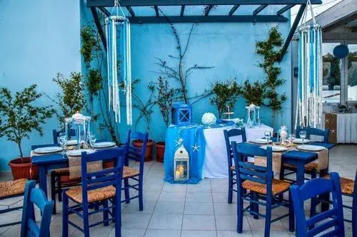 Finikas Hotel