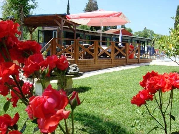 Othonas Apartments