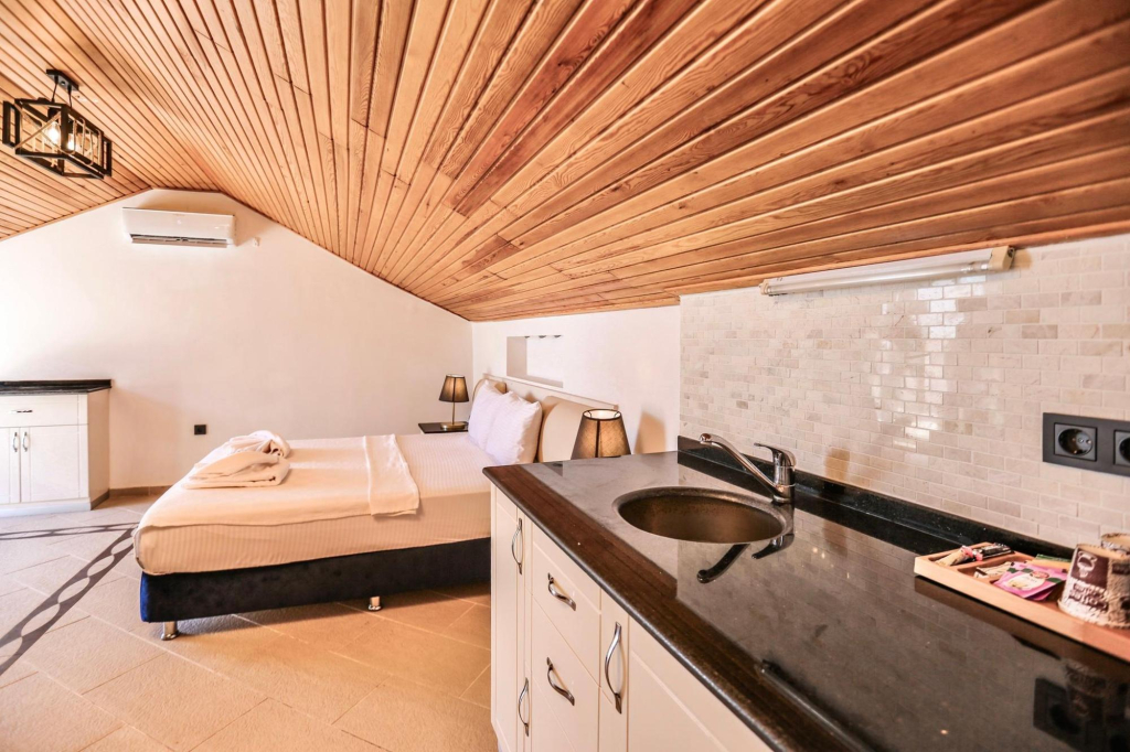 Sertil Deluxe Tropical Suites