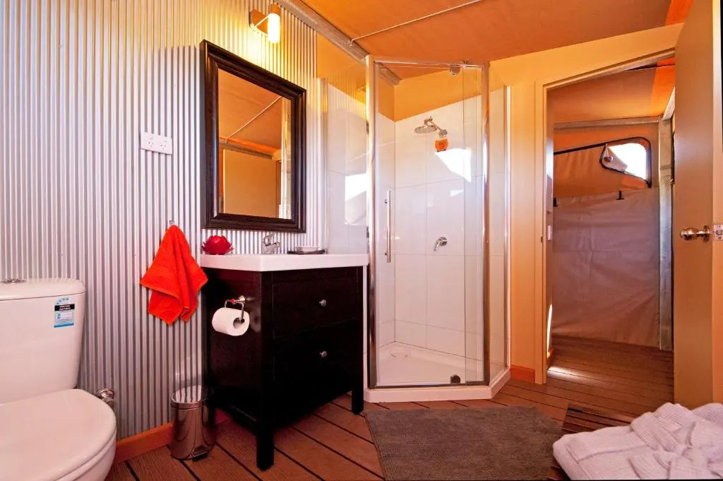 Squeakywindmill Boutique Tent B&B
