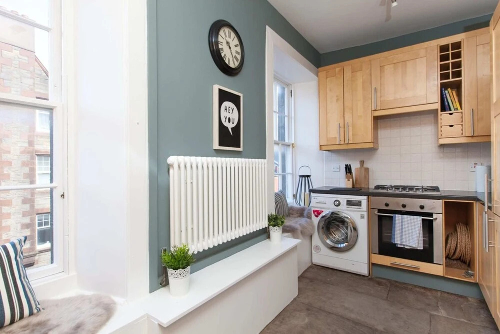 Spacious 4 Bedroom Apartment