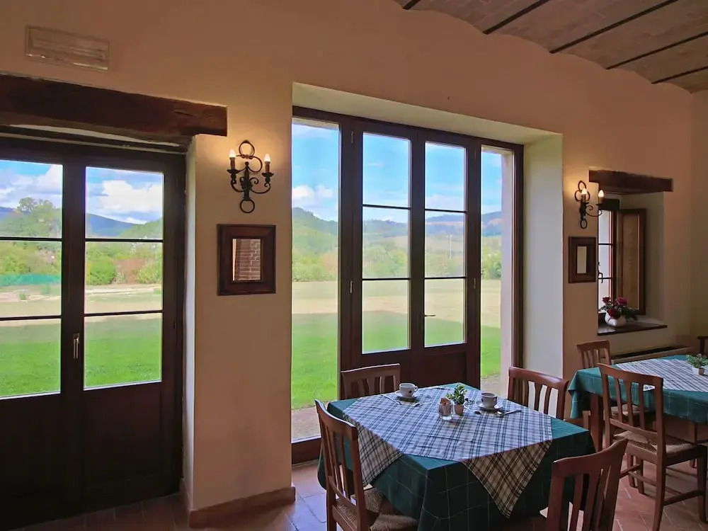 Cottage in Urbania With Pool & Terrace