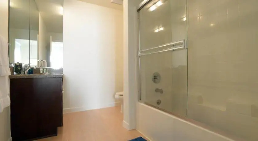 Beach City Suite