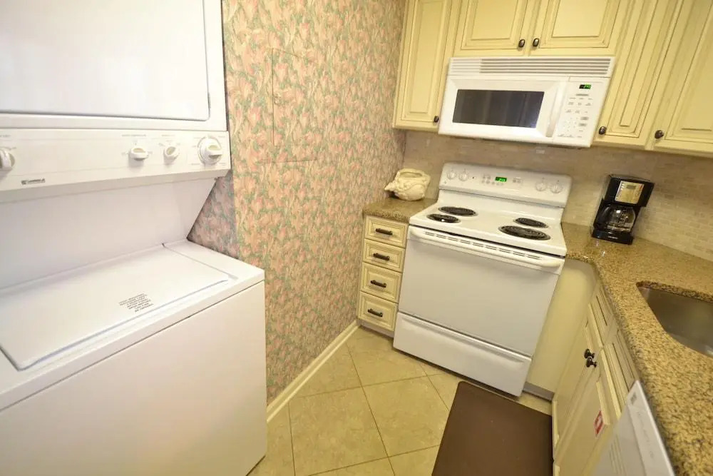 Sea Breeze 119 by Bender Vacation Rentals