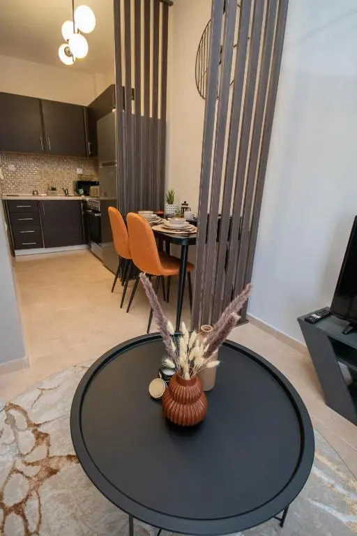Kate's Luxury Apartment with Private Parking