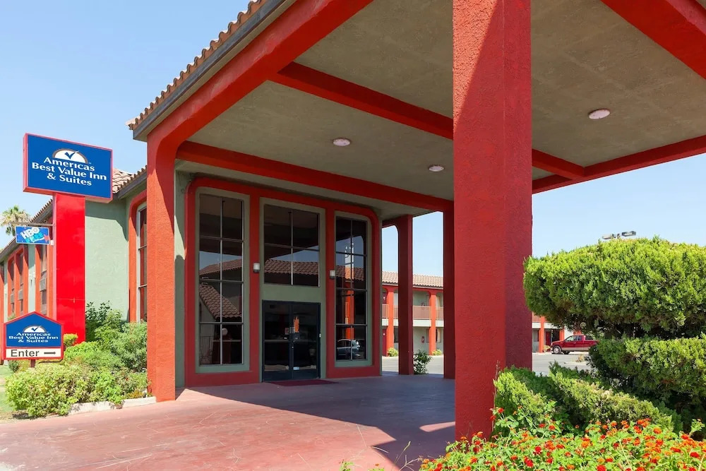 Ramada Limited Bakersfield Central