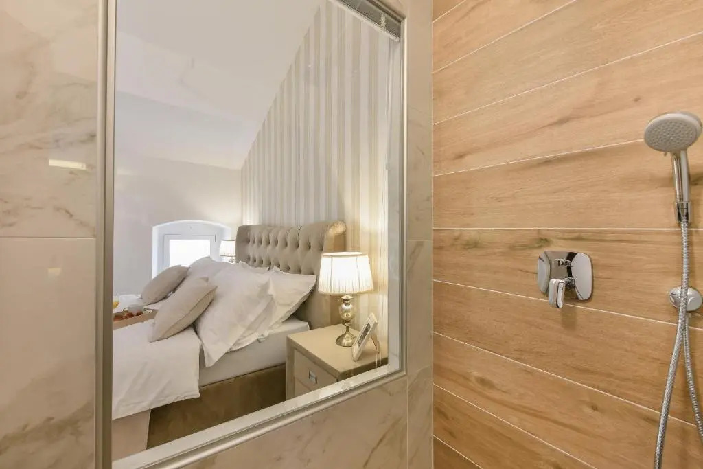 Harveys luxury rooms