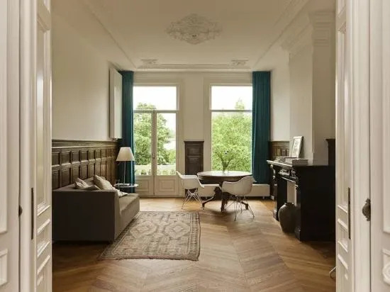 Museum City Centre Apartment
