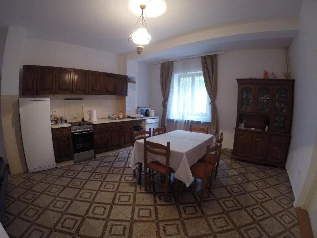 Vuksanovic Apartment