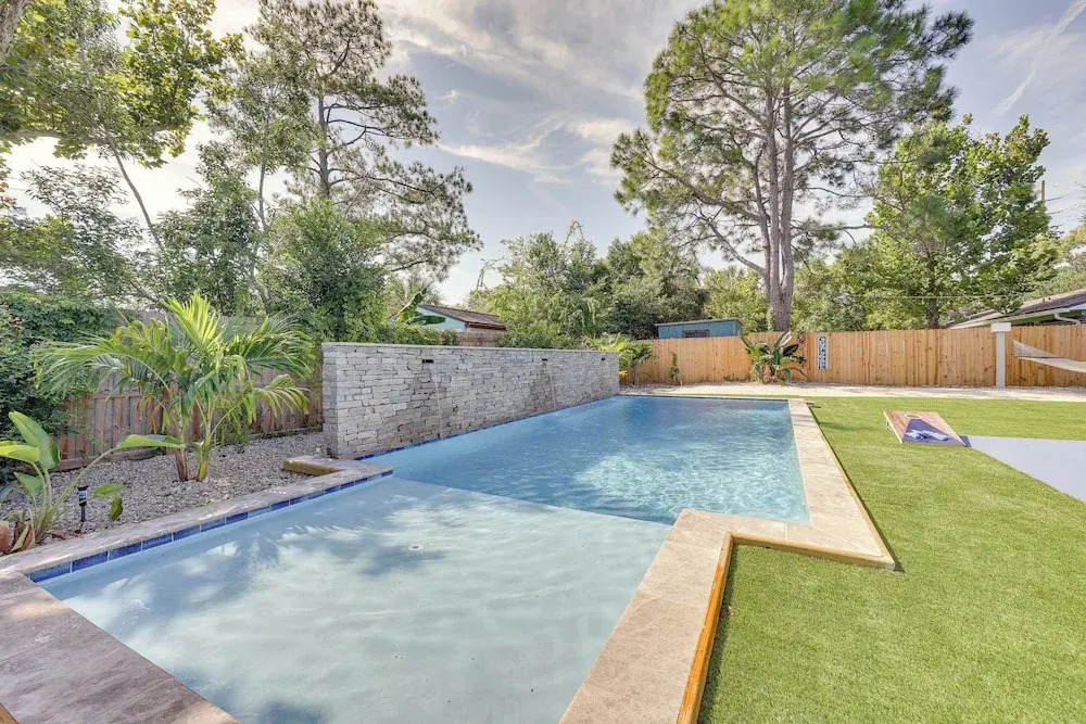 Coastal Home w/ Heated Pool: Mins to Beach & Mayo!