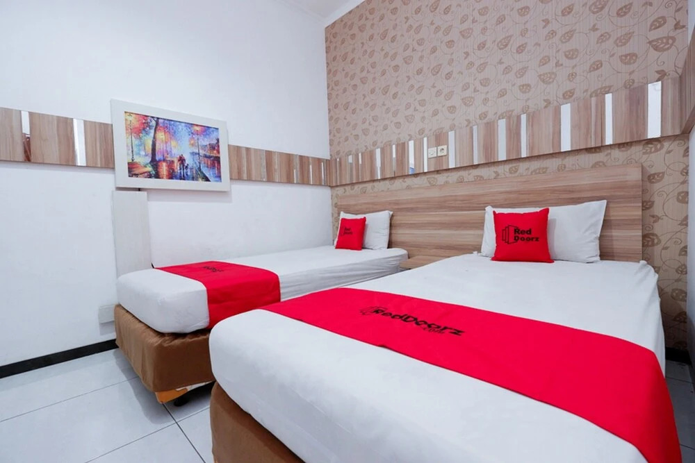 Omah Seroja Guesthouse