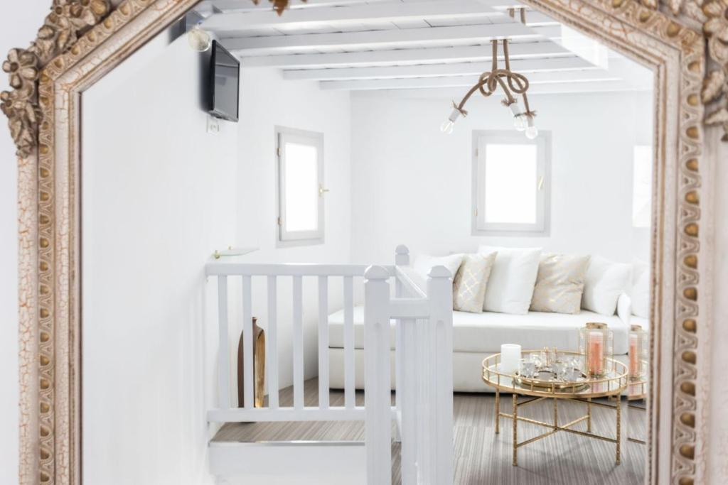 aníko suites Chora