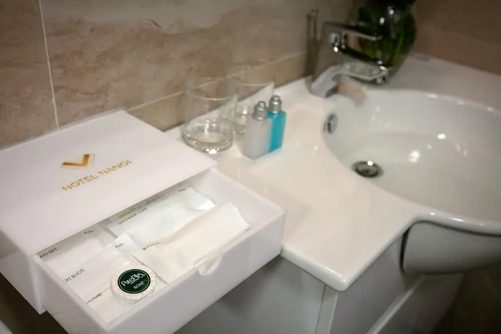 Golden Legend Palace Hotel & Travel