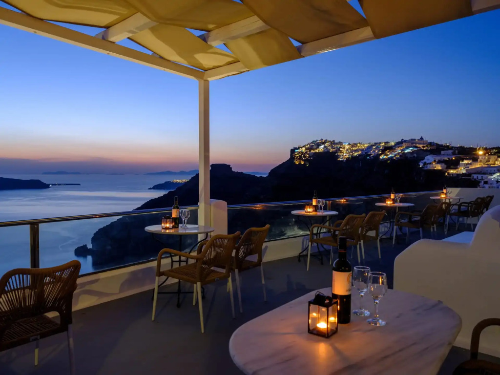 Vallas Apartments & Villas