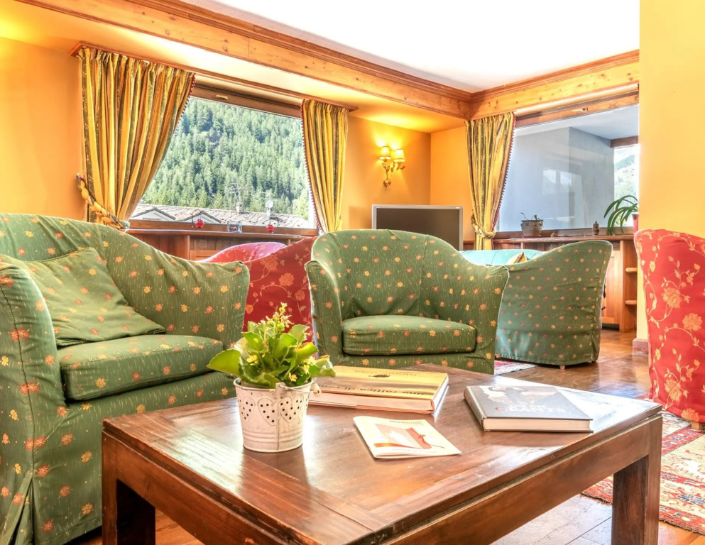 Hotel De Champoluc
