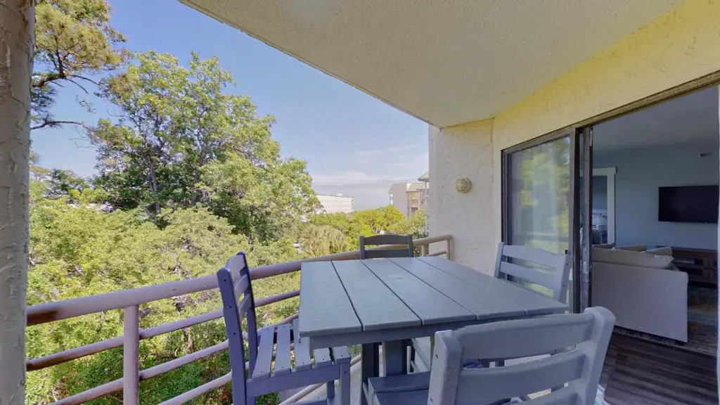 2416 Villamare