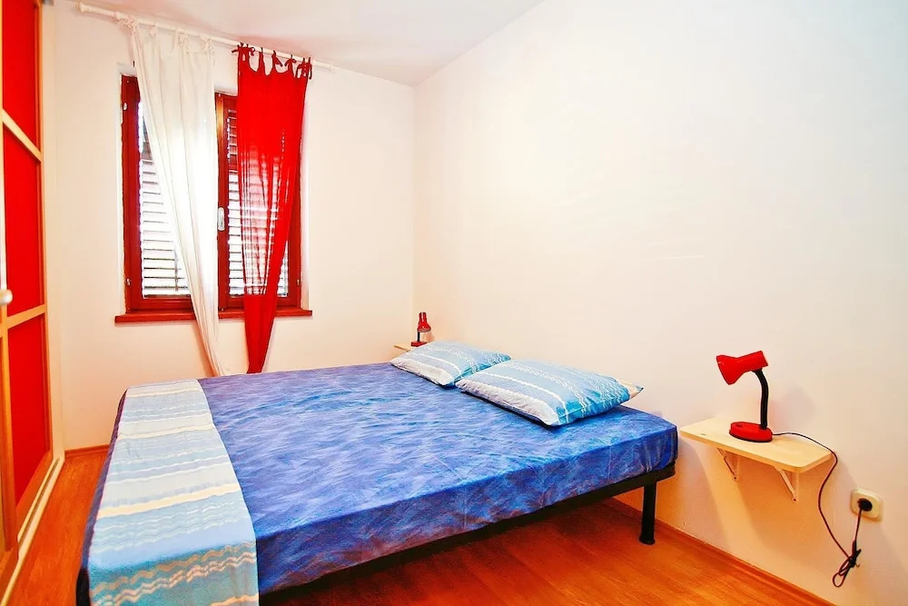 Apartment More