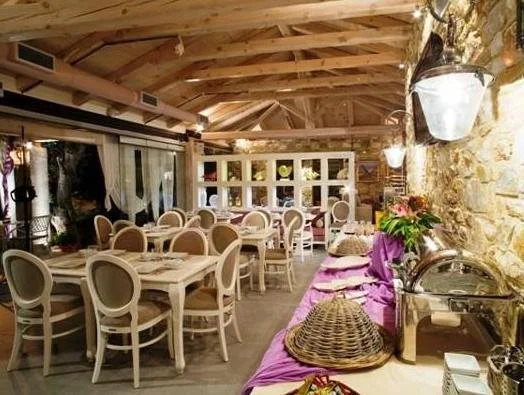 Nikoleta Hotel and Villas