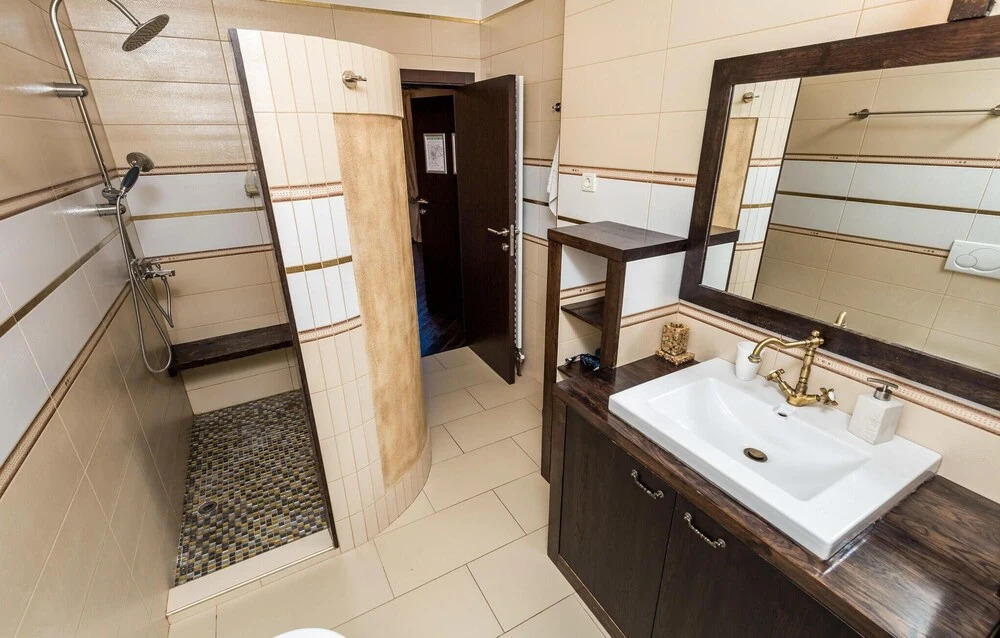 Cozy Home In Icici With Sauna