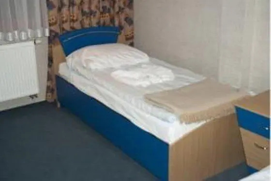Hotel 222