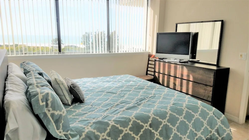Our House at the Beach W-701 2 Bedrooms 2 Bathrooms Condo
