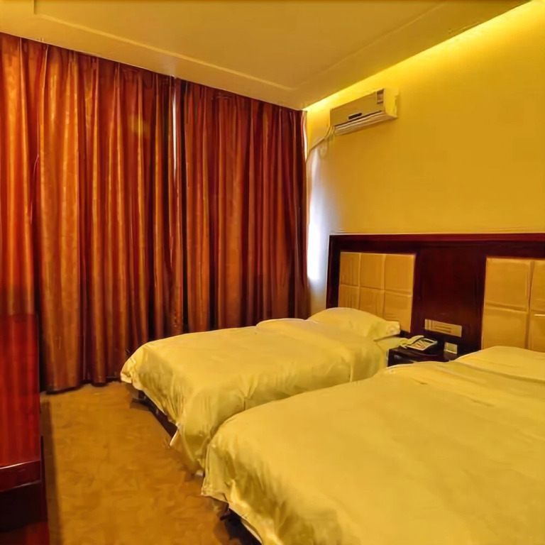 Lanzhou Huachen Hotel
