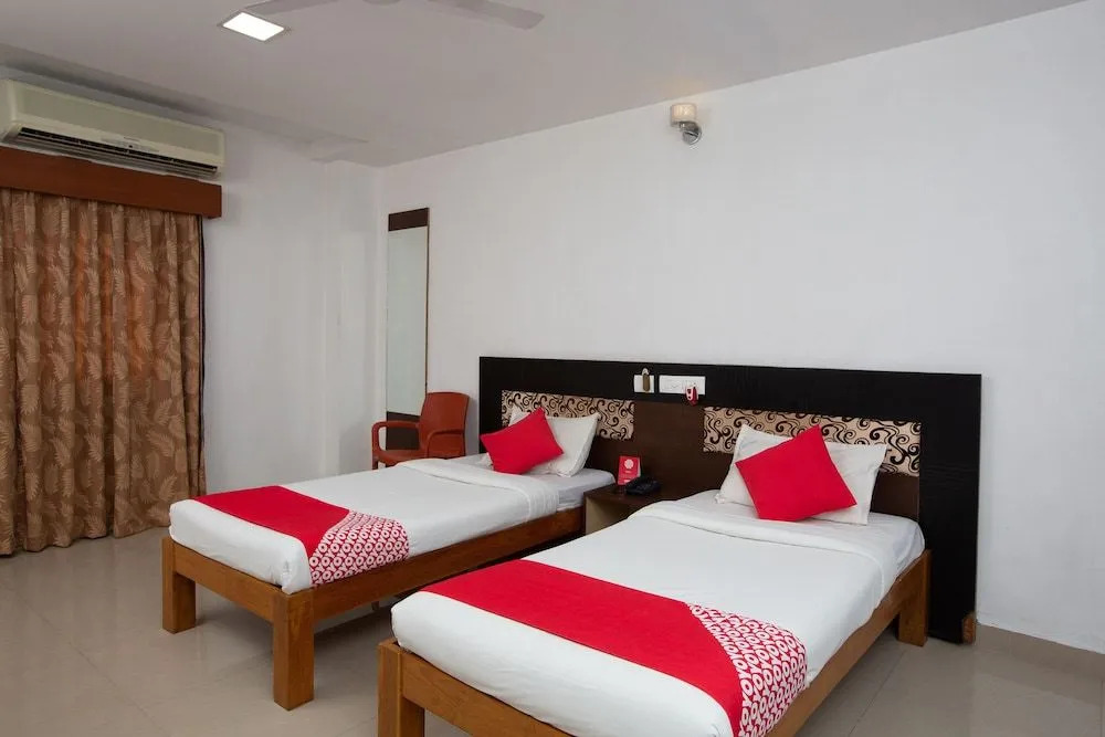 OYO 26947 The Lavish