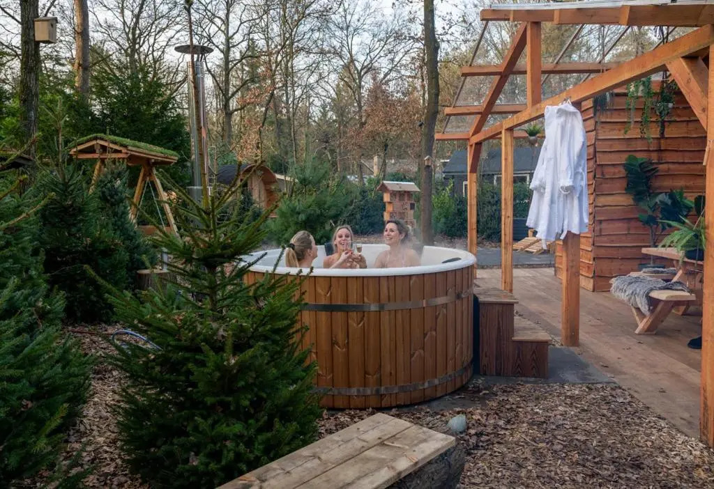 ZEN-bungalow NO 1 met Sauna en hottub