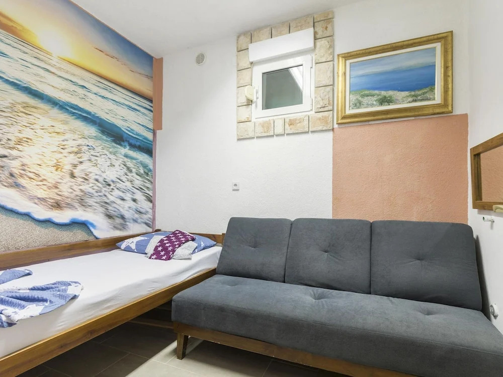 Apartment Vir