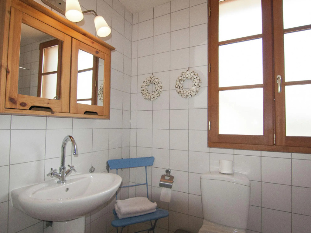 Beautiful domain with two heated swimming pools near a beautiful golf course