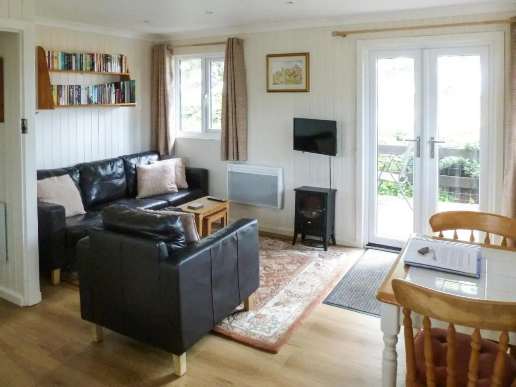 Ash Lodge