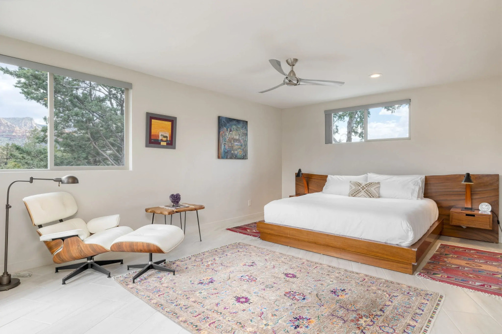Luxury Escape w/ Mtn Views, Hot Tub, Outdoor Living The Viewpoint by Avantstay