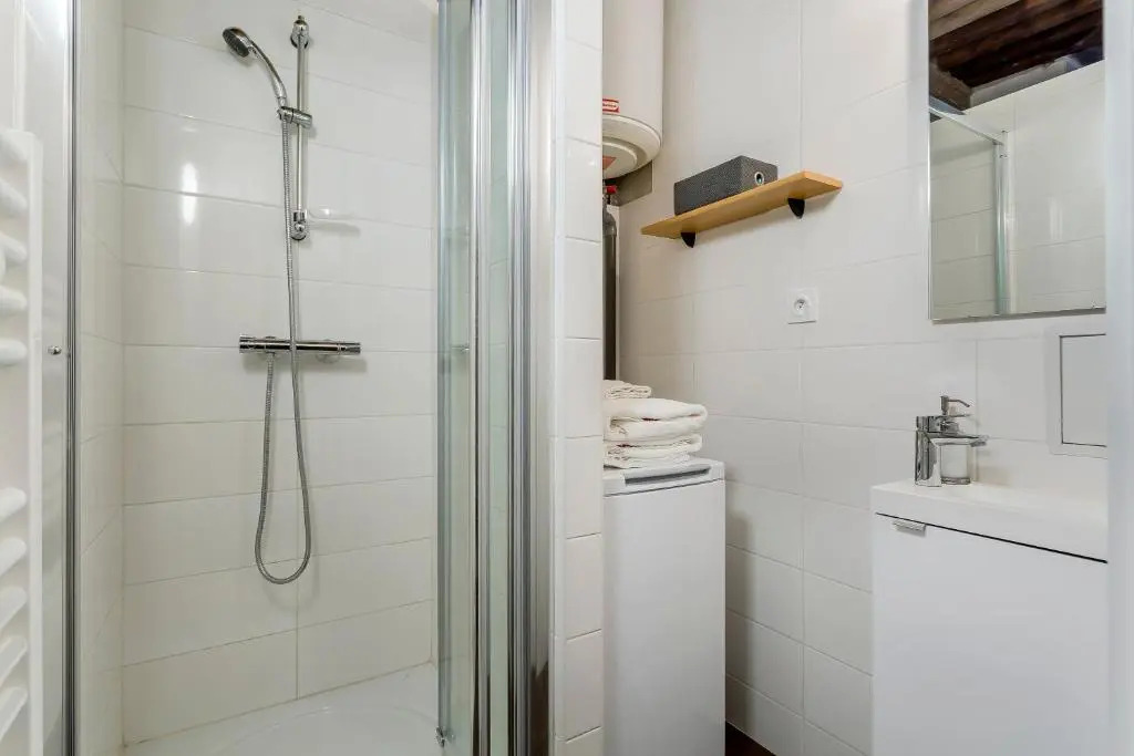 Janis - Studio vue sur les toits de Lyon - Appartement 2beapart