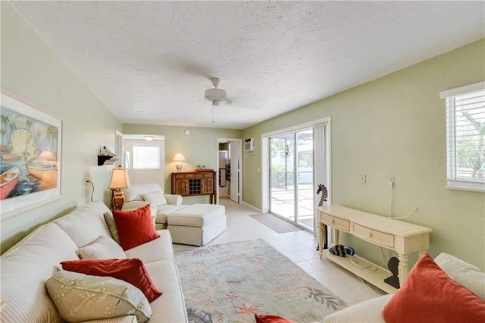 Island Oasis 3 Heated Pool 3 Br Home by RedAwning