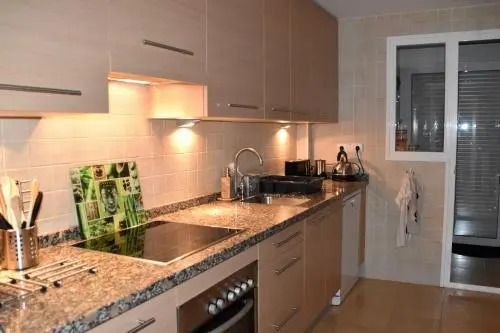 New Modern Villa Elviria, Mairena Pool BBQ&Views