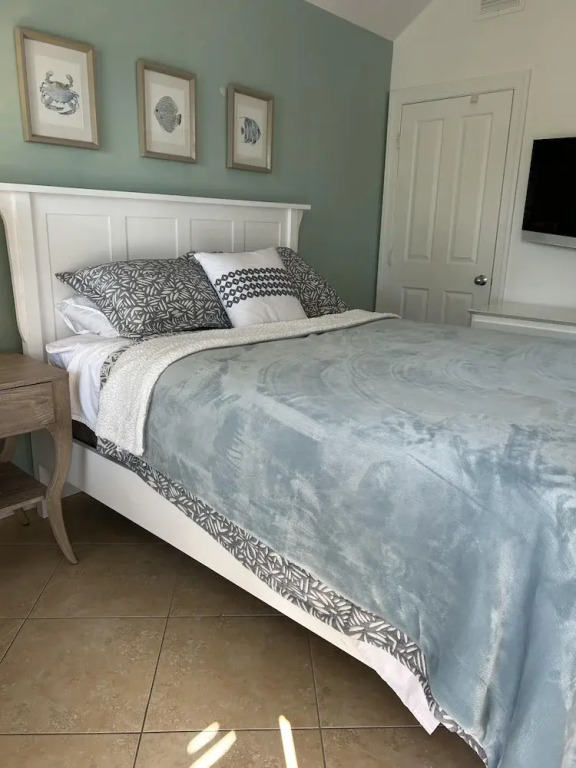 Waterfront luxury Villa 43 with sunset views and boat slip