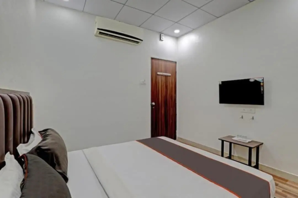 Gokuldham Banquet and Rooms